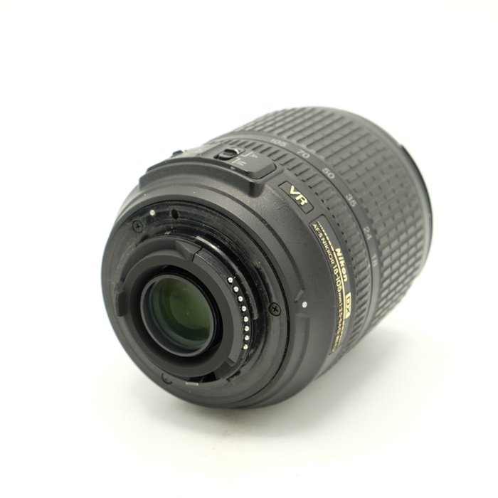 Nikon AF-S DX Nikkor 18-105mm F3.5-5.6G ED VR (7979) Zoomobjektiv