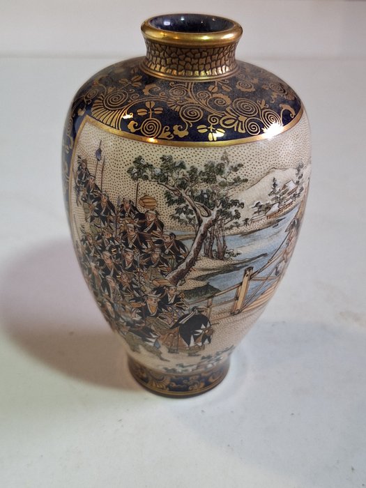 Vase - Keramik - Japan - Mærket 'Dai Nihon Taniguchi zō' 大日本谷口造