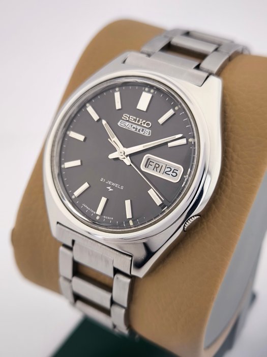 Seiko - 5 Actus - Ingen mindstepris - 7019-8010 - Mænd - 1970-1979