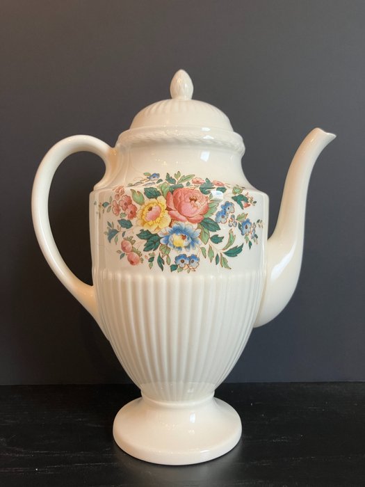 Wedgwood - Kaffe og te service (41) - Edme Conway - Porcelæn