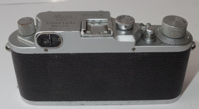 Leica IIIc wartime - rare "Luftwaffen" - 1940 - red curtains - partially defaced - working Rangefinder søgerkamera