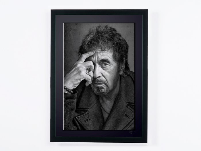 Al Pacino - Portrait - Fine Art Photography - Luxury Wooden Framed 70X50 cm - Limited Edition Nr 02 of 30 - Serial ID 16983 - Original Certificate (COA), Hologram Logo Editor and QR Code - 100% New items.