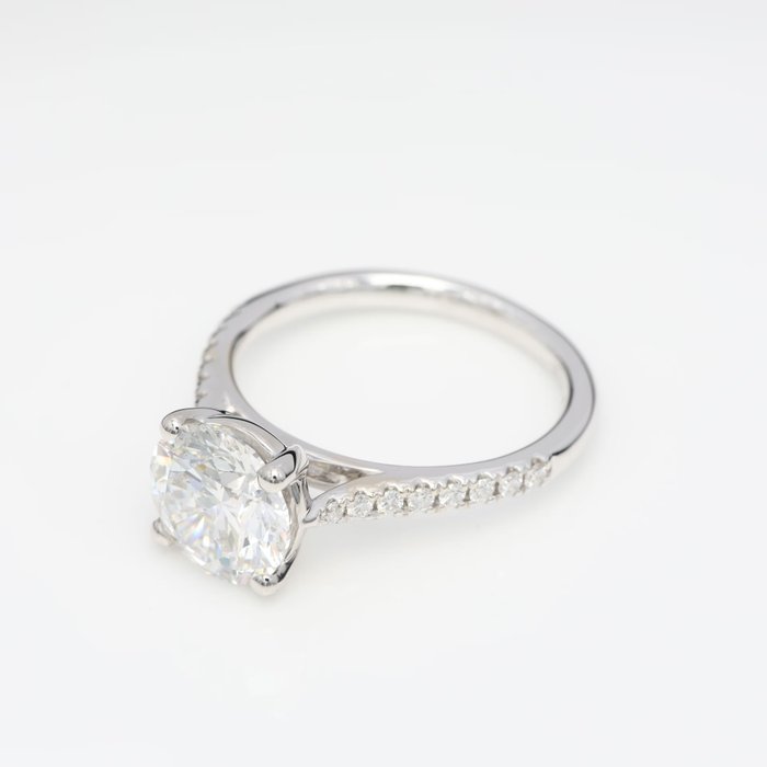 Ring - 18 kraat Hvidguld -  2.70ct. tw. Diamant (Laboratoriedyrket) - Diamant - Runde F-VS2