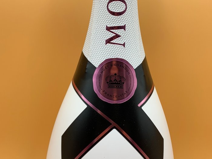 Moët  Chandon, "Ice Impérial" - Champagne Rosé - 1 Magnum (1,5 L)