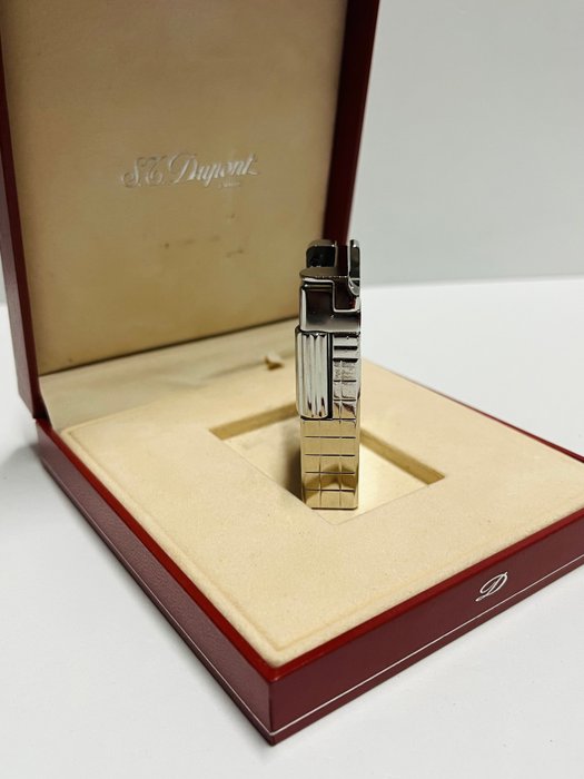 S.T. Dupont - Urban - Hammer 99 - "Lignes recoupees" - Lighter - Palladium belagt