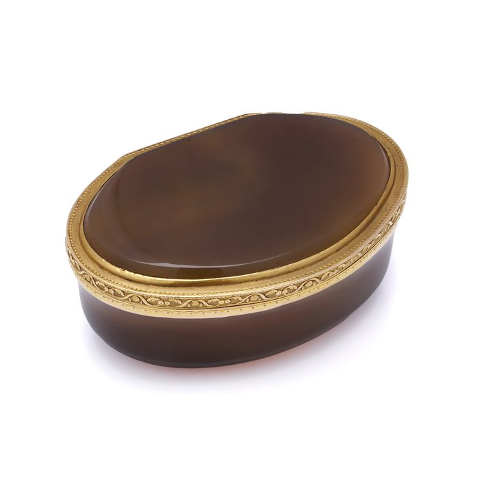 Agate snuff box with 18ct gold mounts c 1790 - Boks - Guld