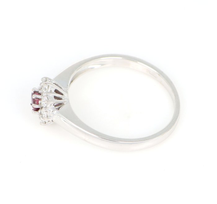 Ingen mindstepris - Ring - 18 kraat Hvidguld -  0.25ct. tw. Rubin - Diamant