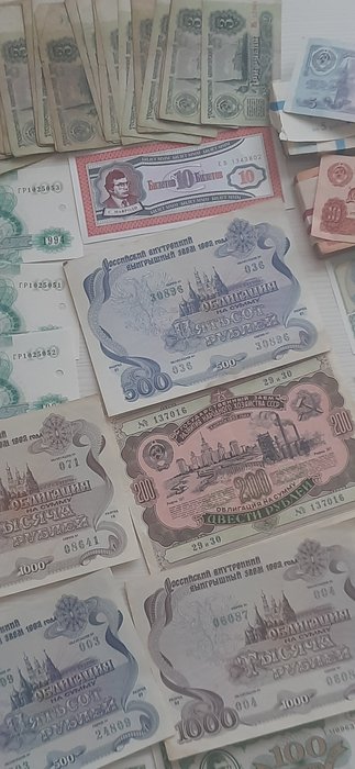 Rusland. - 1000 banknotes / coupons - Various Dates  (Ingen mindstepris)