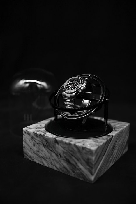 The Voyager I - Limited Edition xxx/287 - Marble Watch Winder - Black/Grey -  Tourbillon/Gyro/Orbit