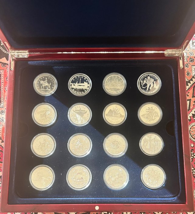 Canada. A Cased Collection of 16x Canadian Silver Dollars  (Ingen mindstepris)