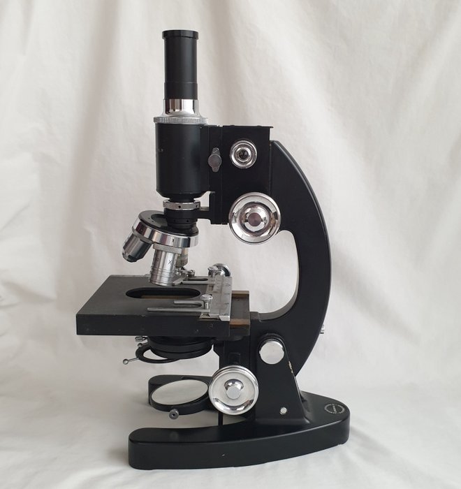 Monocular compound microscope - M109273 - 1950-1960 - Storbritannien - Cooke Troughton  Simms London