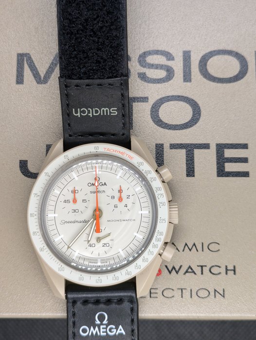 Swatch - MoonSwatch - Mission to Jupiter - Ingen mindstepris - Unisex - 2011-nu