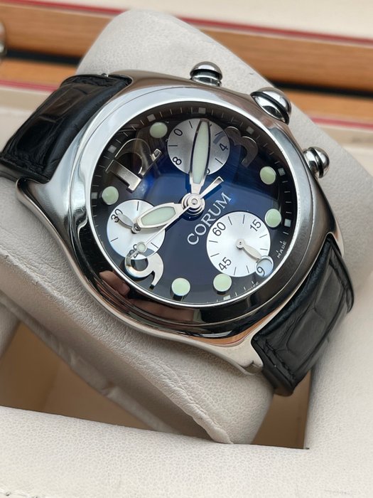 Corum - Bubble chronograph - 396.150.20 - Mænd - 2011-nu