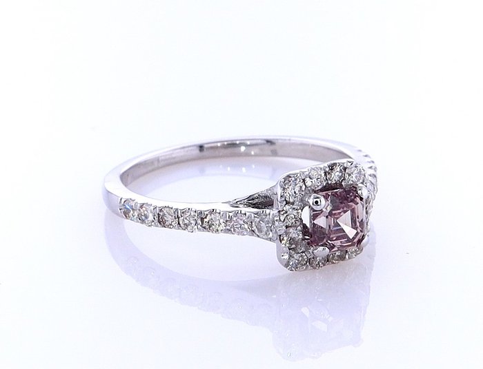 Ring - 14 karat Hvidguld -  0.90ct. tw. Diamant (Naturfarvet) - Diamant