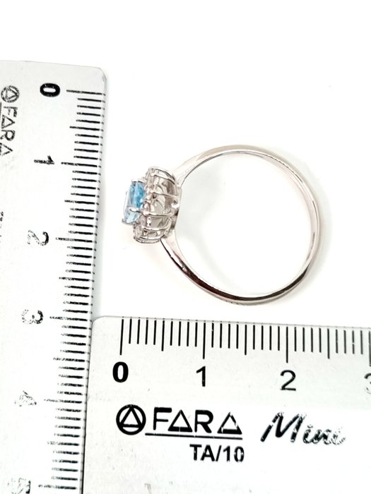 Ring - 18 kraat Hvidguld Akvamarin - Diamant