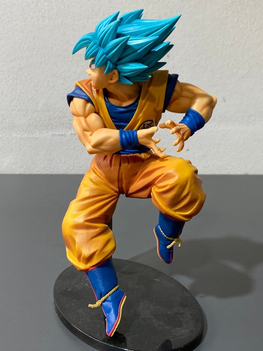 Dragon Ball - Figure SSG Son Gokou Saiyan Raised on Earth, made by Banpresto - Rare, imported from Japan