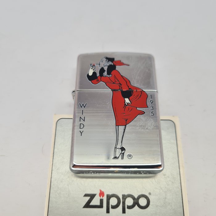 Zippo - Windy / Varga Girl - Lighter - Messing