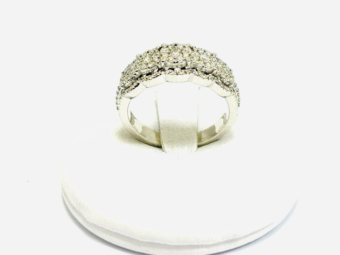 Ring - 18 kraat Hvidguld -  135ct tw Diamant (Natur)  - Fremstillet i Italien