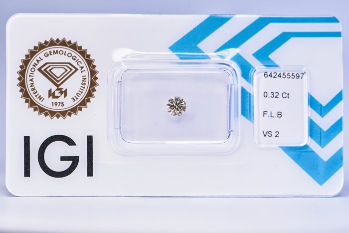 Ingen mindstepris - 1 pcs Diamant  (Naturfarvet)  - 0.32 ct - Rund - Fancy light Brun - VS2 - International Gemological Institute (IGI)