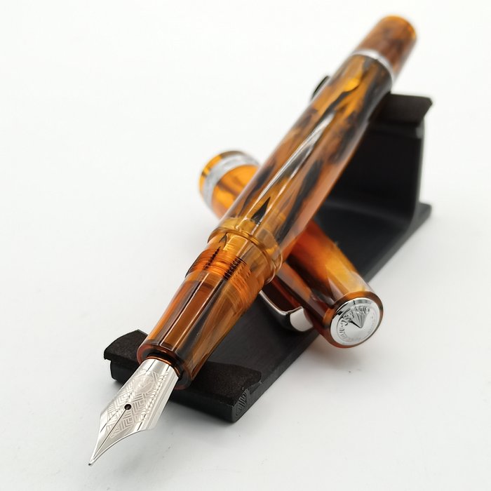 Armando Simoni Club - Studio - Brown Antelope - Rhodium Trim - Fyldepen