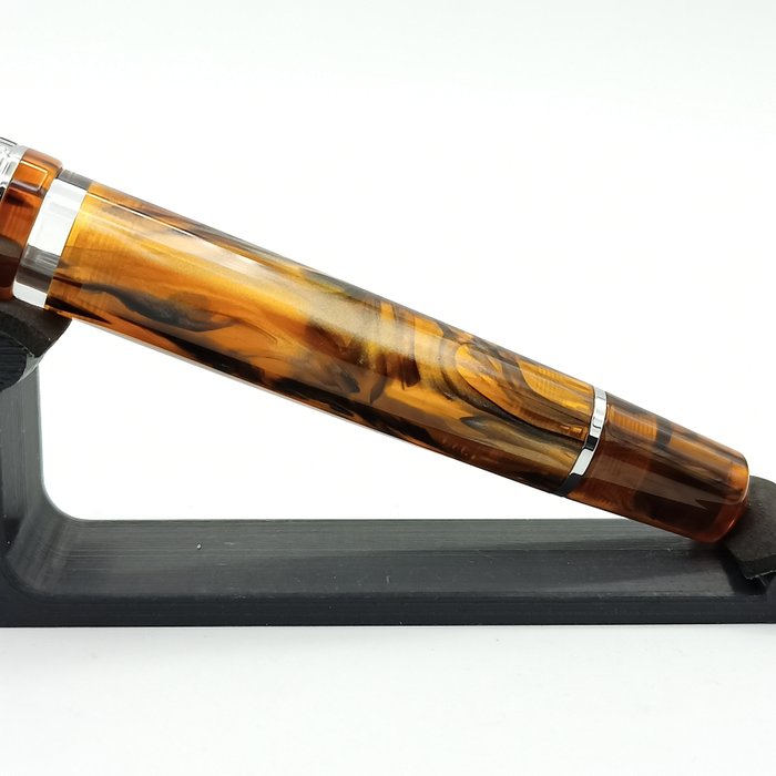 Armando Simoni Club - Studio - Brown Antelope - Rhodium Trim - Fyldepen