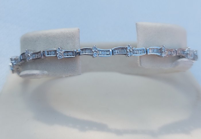 Armbånd - 18 kraat Hvidguld -  3.00ct. tw. Diamant (Natur)  - Diamant