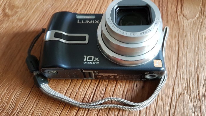 Panasonic Lumix DMC TZ2 Digitalkamera