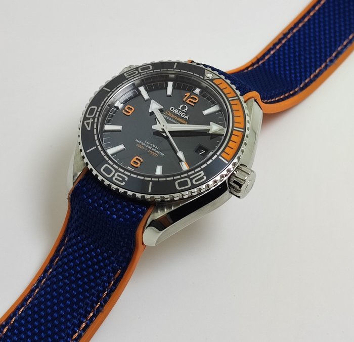 Omega - Seamaster Planet Ocean Master Chronometer - 215.32.44.21.01.001 - Mænd - 2011-nu