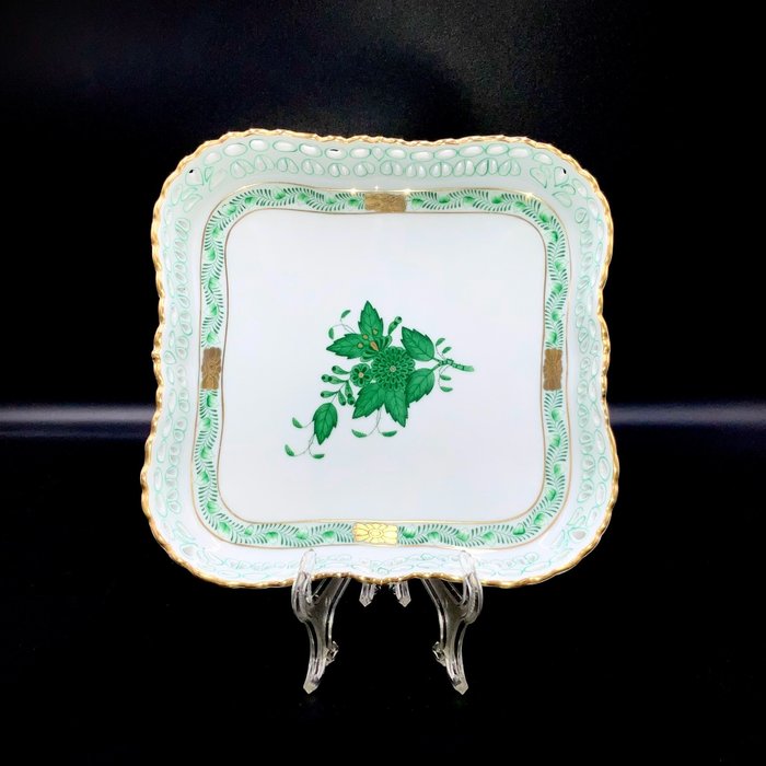 Herend - Artwork Scalloped Breakthrough Vide-Poche (18 cm) - "Apponyi Green" - Fad - Håndmalet porcelæn