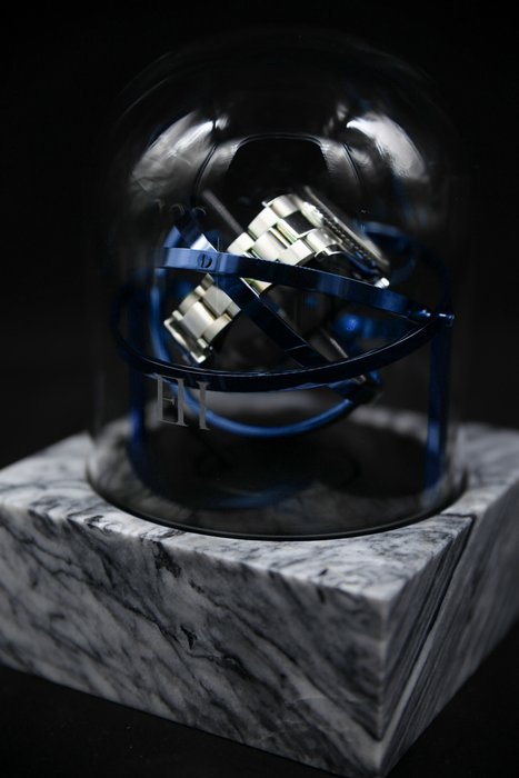 The Voyager I - Limited Edition xxx/287 - Marble Watch Winder - Blue/Grey -  Tourbillon/Gyro/Orbit