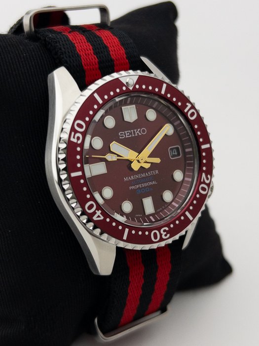 Seiko - Diver Marine Master "Red Dial" - Ingen mindstepris - 6309-00K0 - Mænd - 1980-1989