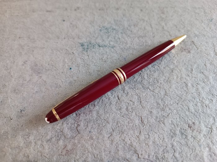 Montblanc - Bolígrafo Montblanc Meisterstuck resina granate - Pen