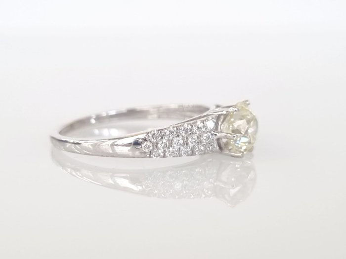 Forlovelsesring - 18 kraat Hvidguld -  1.06ct. tw. Diamant (Natur)