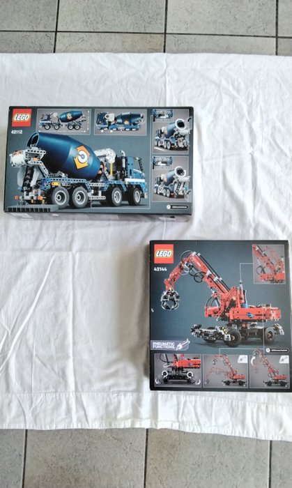 Lego - 42112 und 42144 - Set 42112 + Set42144 super sammler Stücke oder als Geschenk super geeignet.  Hoffe das die Set's in - 2020+ - Tyskland