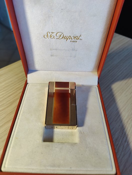 S.T. Dupont - Windsor - Lighter - Forgyldt, Lak