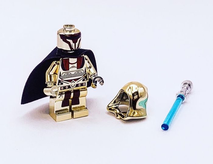 Lego - Star Wars - Chrome Gold Plated Darth Revan New!!