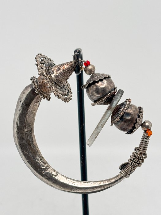 Næse ring - Glas, Sølv - Indien - 1800-tallet