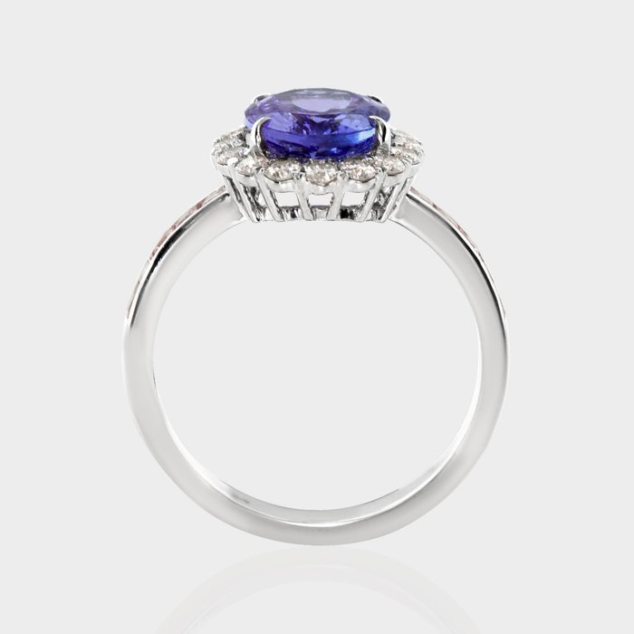 Ingen mindstepris - Ring - 14 karat Hvidguld -  3.06ct. tw. Tanzanit - Diamant - IGI 2,34 ct lavendel