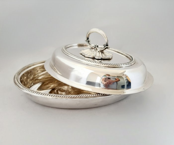 Serveringstallerken - Early 20th Century Gorgeous Silver Plated Entree Dish - Forsølvet