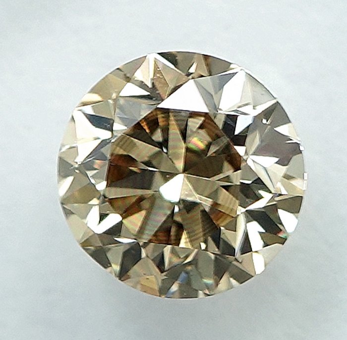 1 pcs Diamant  (Naturfarvet)  - 0.50 ct - Fancy light Brunlig Gul - VS2 - International Gemological Institute (IGI)