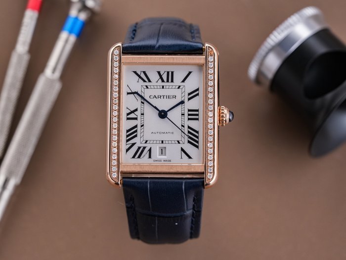 Cartier - Tank Solo XL 18k Rose Gold - Ingen mindstepris - W5200026 - Mænd - 2011-nu