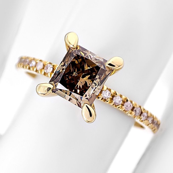 Ring - 14 karat Gulguld -  1.11ct. tw. Brun Diamant (Naturfarvet) - Diamant