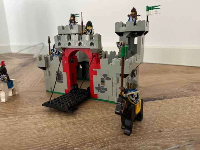 Lego - Knights - 6073 knight’s castle - 1980-1990 - Holland