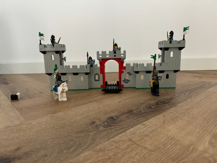 Lego - Knights - 6073 knight’s castle - 1980-1990 - Holland