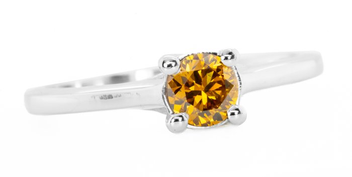 Ingen mindstepris - Ring - 18 kraat Hvidguld, Fancy Vivid Gullig Orange -  0.42ct. tw. Diamant (Naturfarvet) - I1