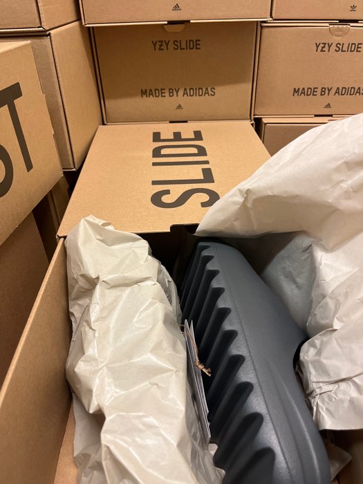 Yeezy X Adidas - Sneakers - Størelse: Shoes / EU 40.5, UK 7, US 7