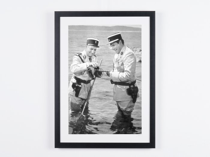 Louis de Funes as " chef Ludovic Cruchot" - Le gendarme de Saint-Tropez Year: 1964 - Fine Art Photography - Luxury Wooden Framed 70X50 cm - Limited Edition Nr 03 of 30 - Serial ID 30190 - Original Certificate (COA), Hologram Logo Editor and QR Code - 100% New items.