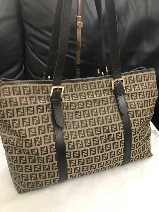 Fendi - Zucchino Tote - Skuldertaske