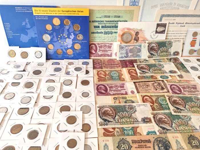 Verden. Extensive Collection of Coins/Banknotes/Sets/Stocks/Memoriable/Etc. 500 pieces  (Ingen mindstepris)