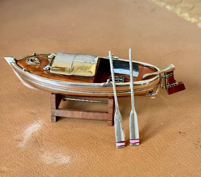 Miniatura in argento - Gianfranco Sacchetti - Miniature figur - La barca  (3) - Fint træ